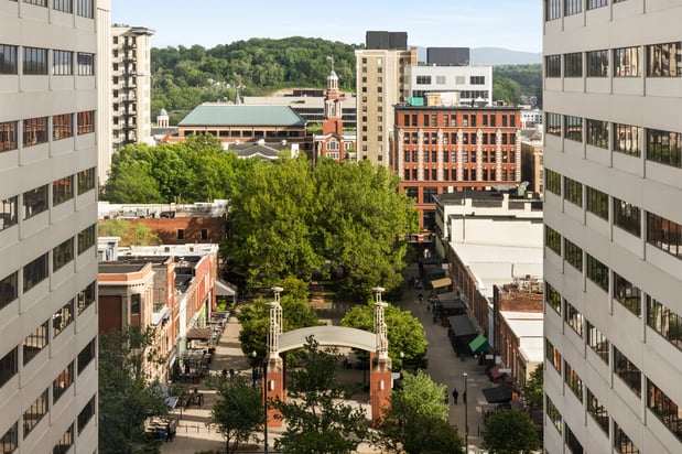 Images Crowne Plaza Knoxville Downtown University by IHG