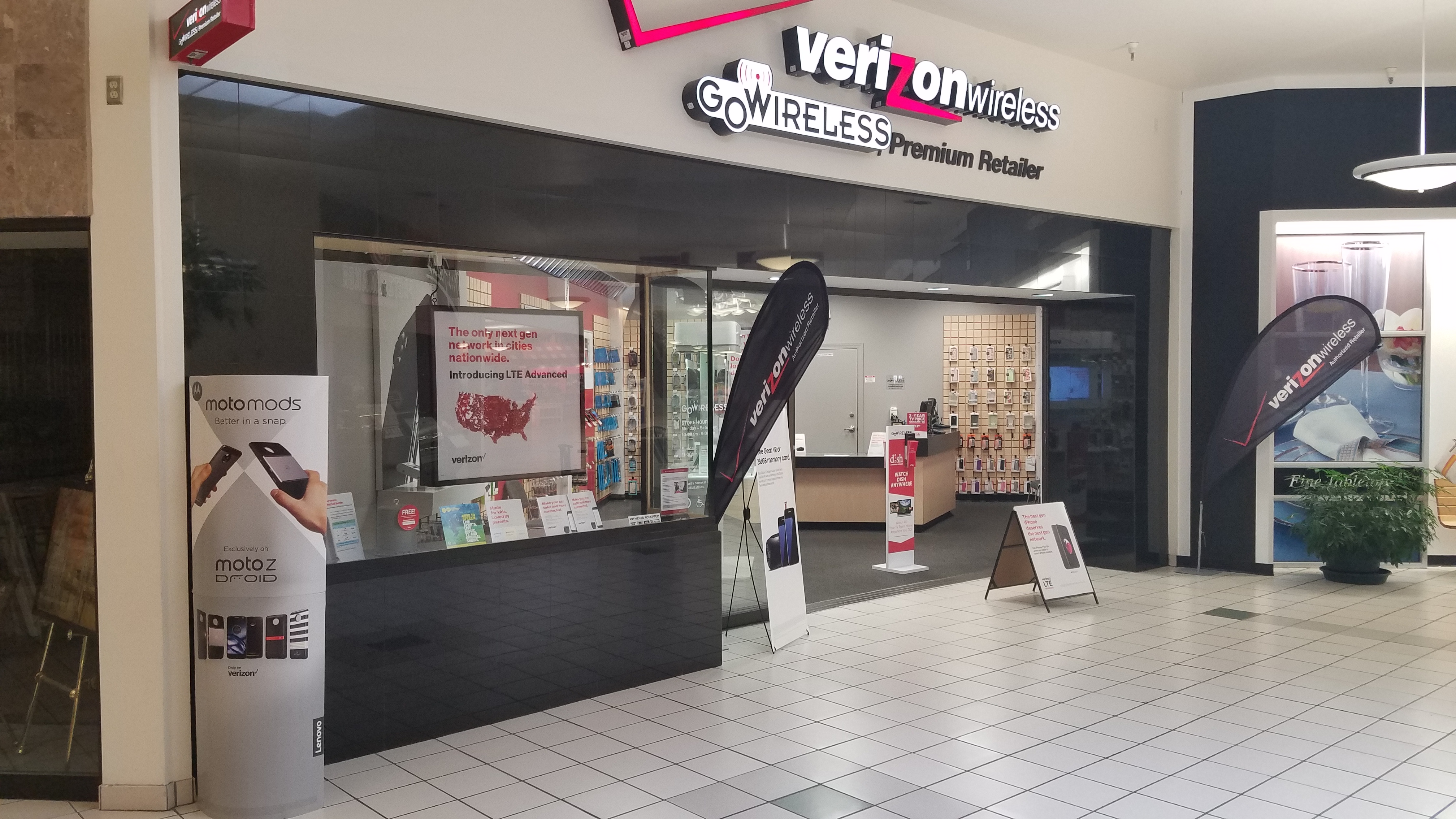 Verizon Authorized Retailer – GoWireless Photo