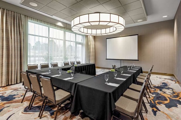 Images Embassy Suites by Hilton Jonesboro Red Wolf Convention Center