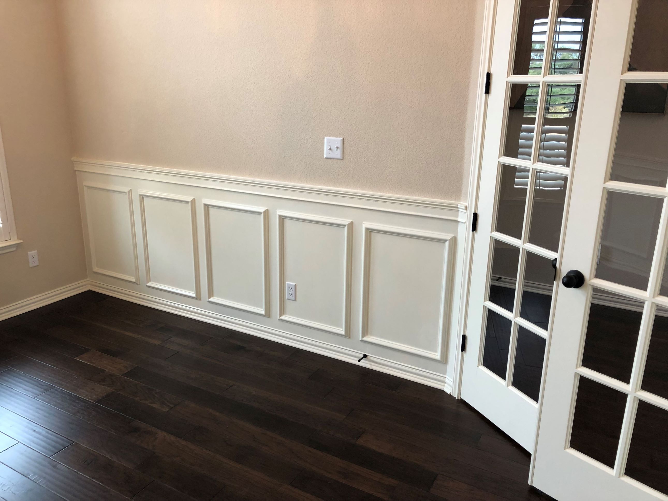 Wainscotting added to dining room in San Marcos, TX