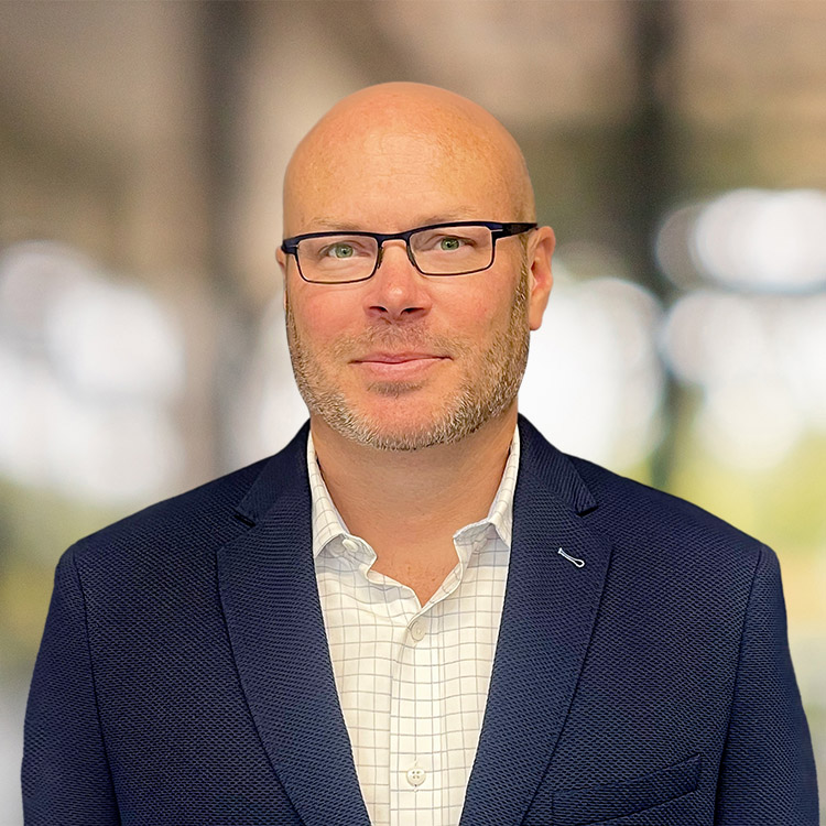 Headshot of Steven P. Stofflet, a wealth advisor at Chase