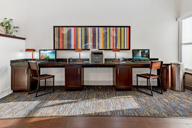 Images Holiday Inn Express Harlingen by IHG