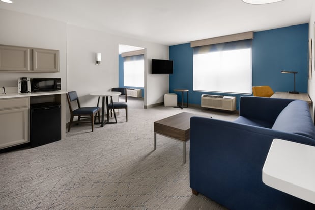 Images Holiday Inn Express & Suites Wyomissing by IHG