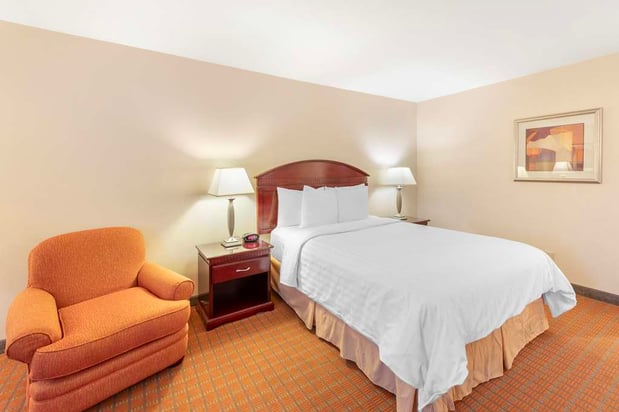 Images Best Western Plus West Covina Inn