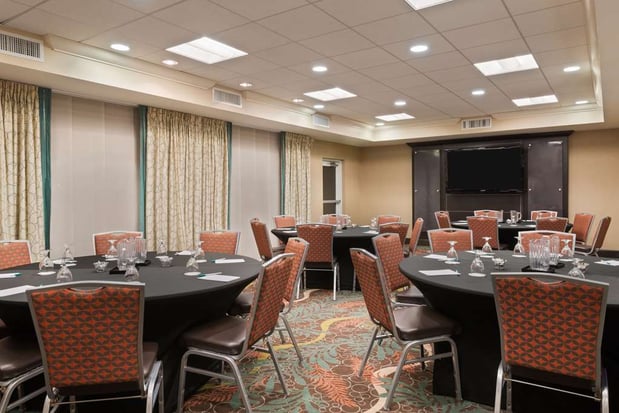 Images Homewood Suites by Hilton Orlando Airport