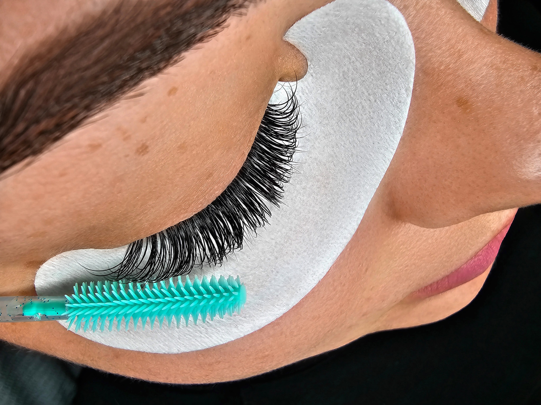 Images Lashista - Formation cils - Pose de cils - Produits de cils Longueuil