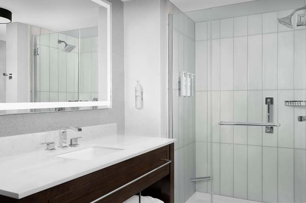Images Embassy Suites by Hilton Atlanta Kennesaw Town Center