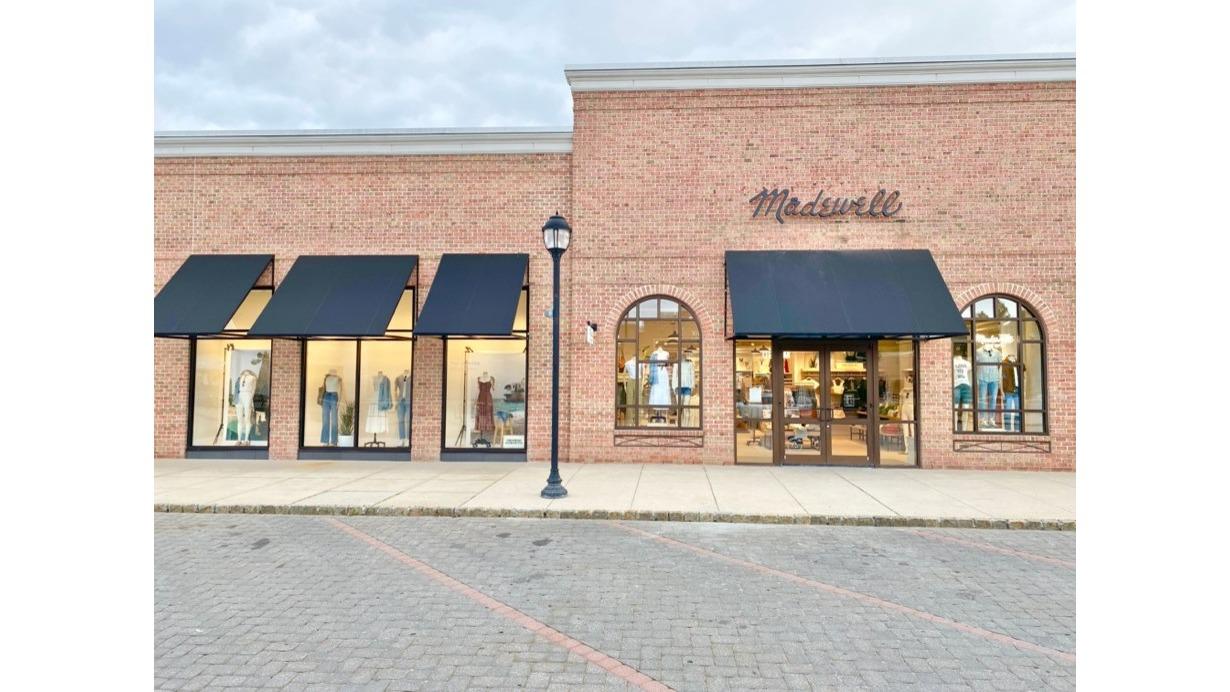 storefront-photo
