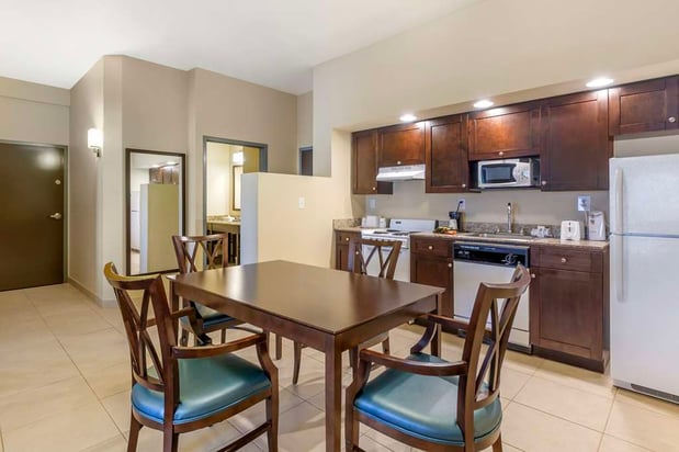 Images Best Western Naples Plaza Hotel