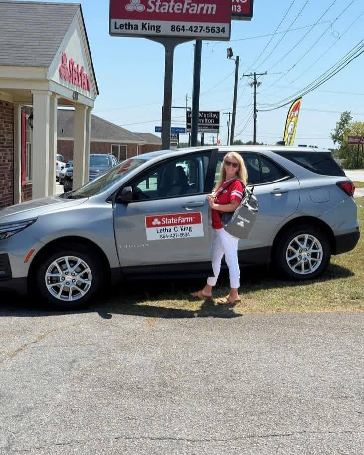 Flat tire, dead battery, or locked out of your vehicle? Roadside Assistance can help get you moving again when the unexpected happens. Contact our office to learn more about your auto insurance options.