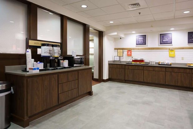 Images Hampton Inn Hays-North of I-70