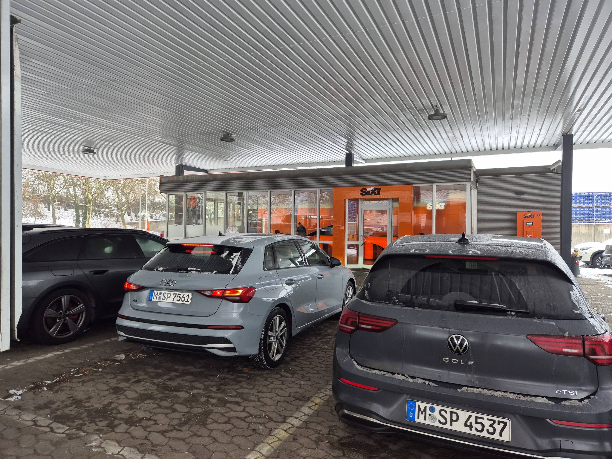 SIXT Autovermietung Braunschweig Süd, Berliner Platz 1B in Braunschweig