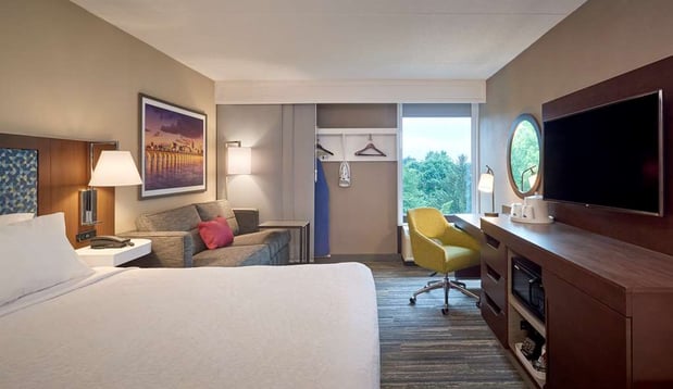 Images Hampton Inn Harrisburg West