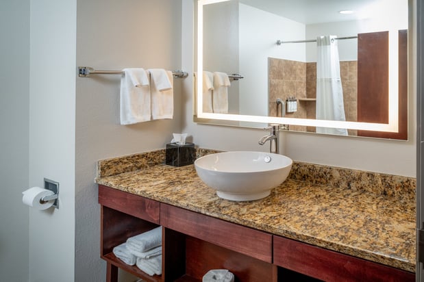 Images Holiday Inn Express & Suites Charleston NW - Cross Lanes by IHG