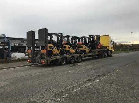 Images Cal 4 K Lifts