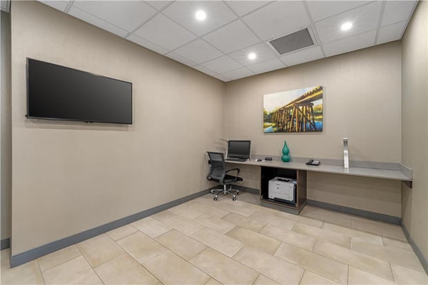 Images Best Western Plus McPherson