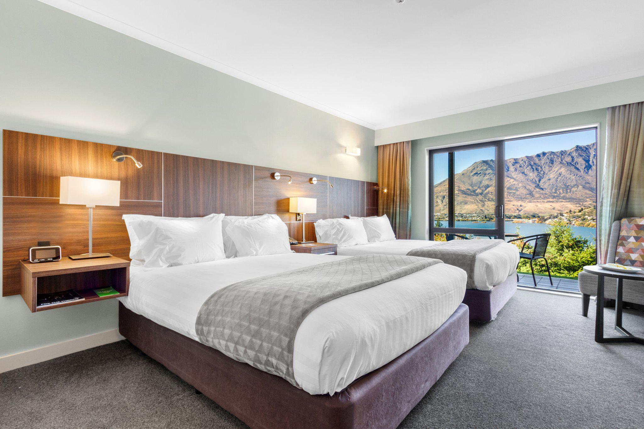 Images Holiday Inn Queenstown Frankton Road, an IHG Hotel