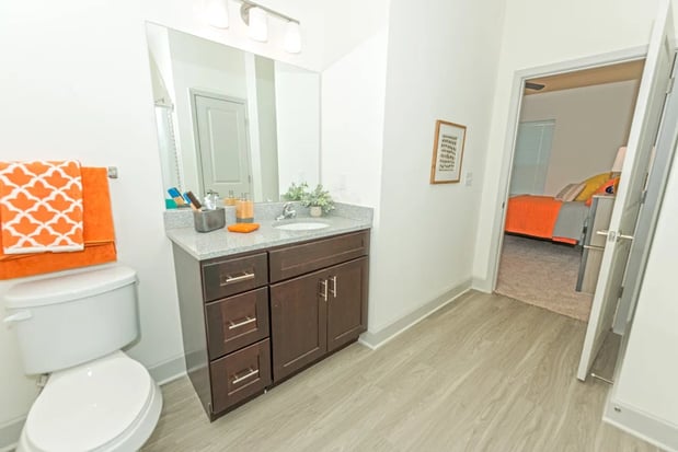 Images Midtown Sam Houston Apartments