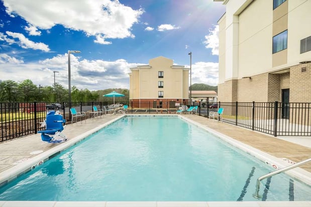 Images Hampton Inn Newport