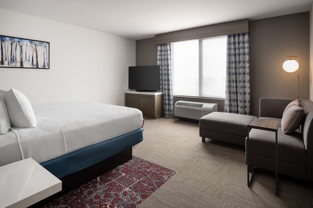 Images Hilton Garden Inn Visalia