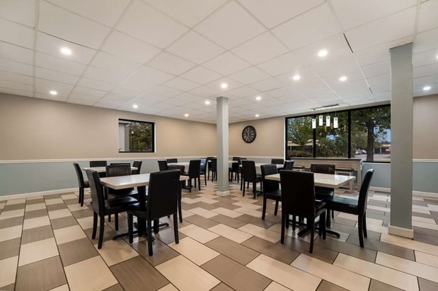Images SureStay by Best Western Columbus Downtown