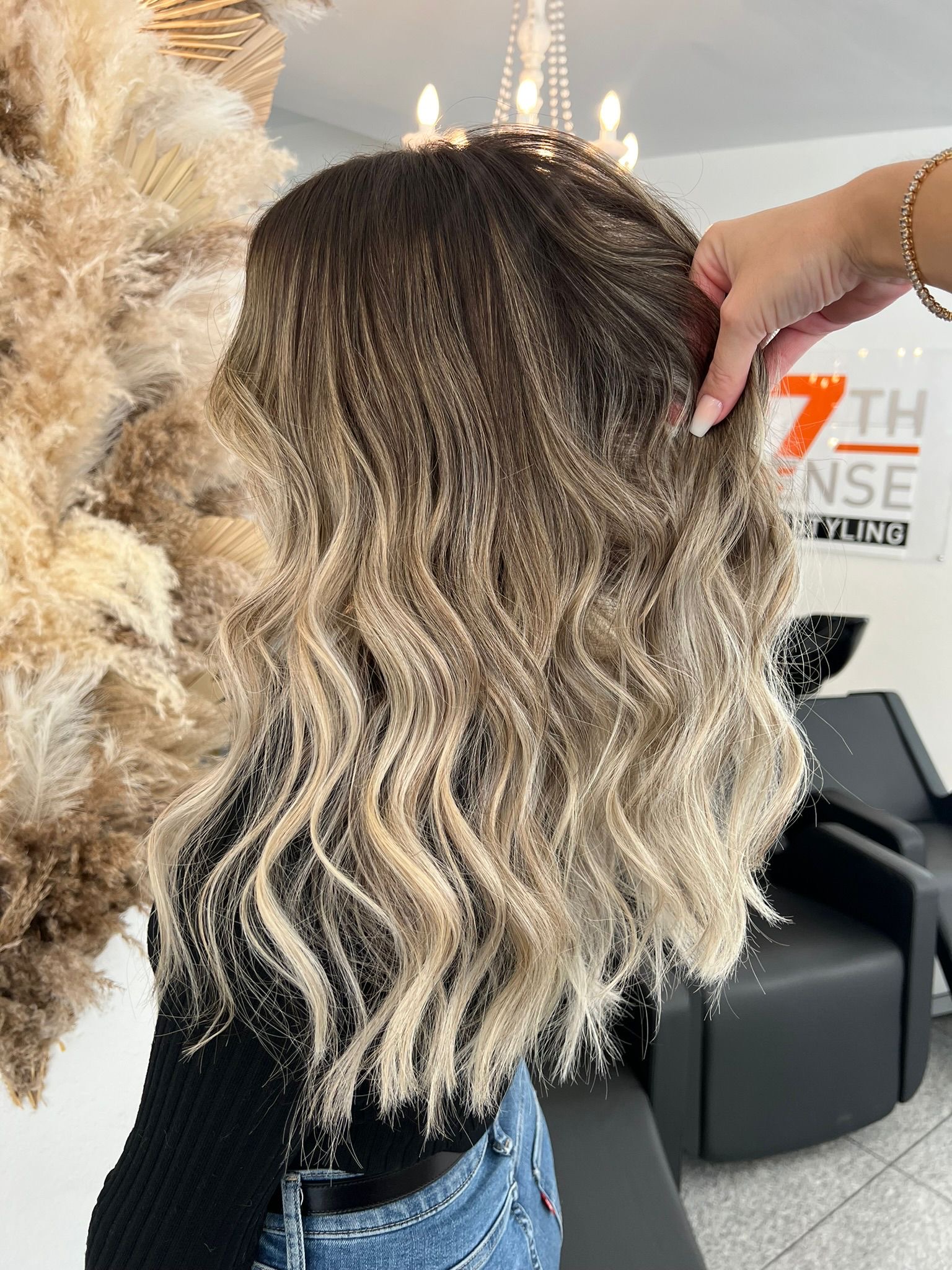 Bilder 7th Sense Hairstyling