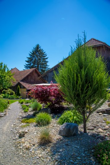 F & B Weibel Gartenbau Radelfingen, Eggenweg 8 in Radelfingen b. Aarberg