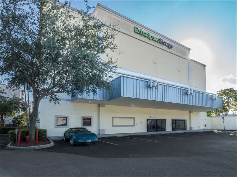 Beauty Image - Extra Space Storage at 1850 Miami Rd, Fort Lauderdale, FL 33316