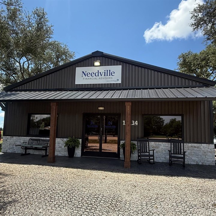 Images Camber Jones - Financial Advisor, Ameriprise Financial Services, LLC