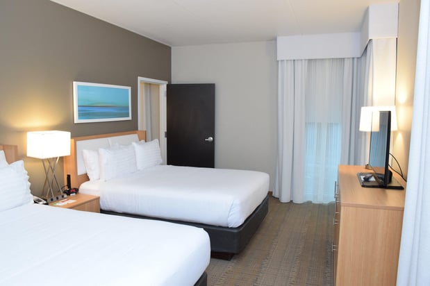 Images Holiday Inn Cincinnati N - West Chester by IHG