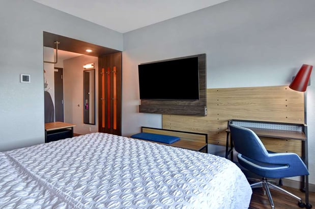 Images Tru by Hilton St. Petersburg Downtown Central Ave