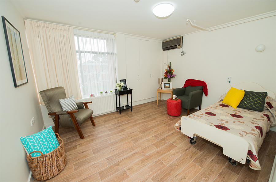 Images Uniting AgeWell Strath-Haven Community