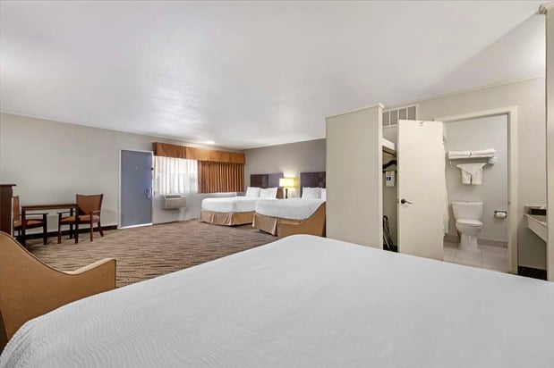 Images Best Western Red Carpet Inn