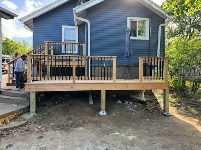 Deck Stars LLC Image