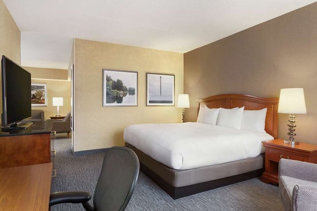 Images DoubleTree by Hilton Detroit Novi