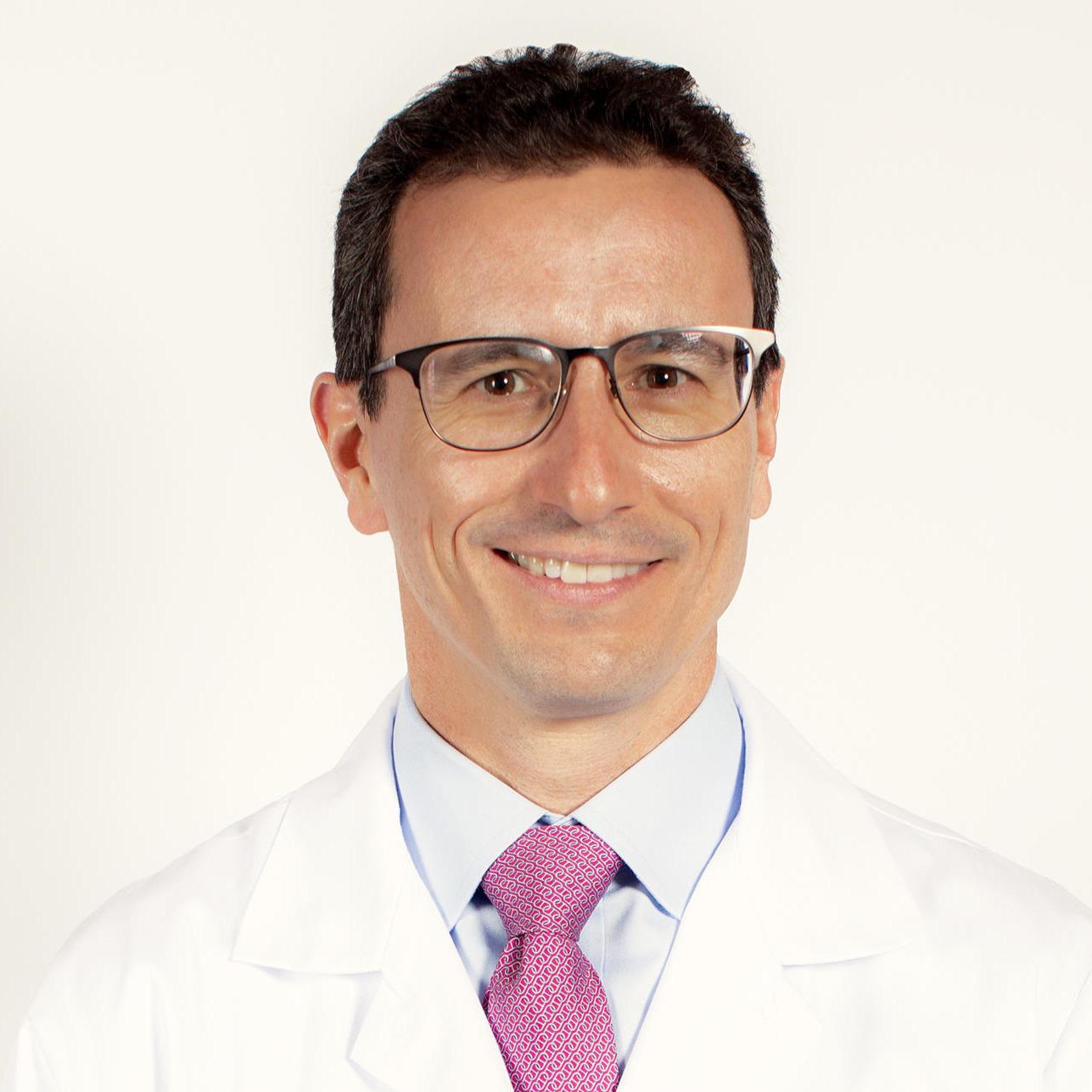 Dr. Andreas Gomoll, MD