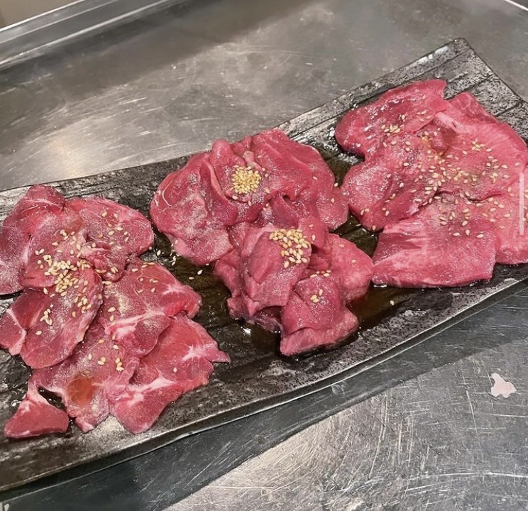Images 炭火焼肉じゃけぇ 阪急伊丹店