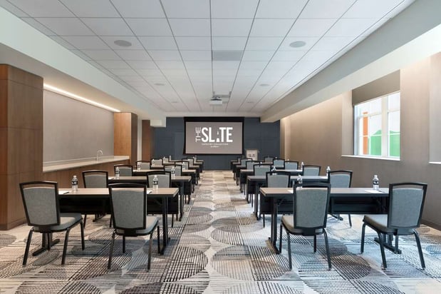 Images The Slate Hotel Denver Downtown, Tapestry by Hilton