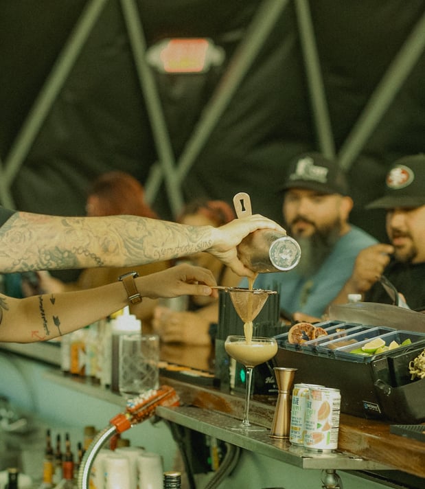 Images Mulligans Sports Bar & Golf Club