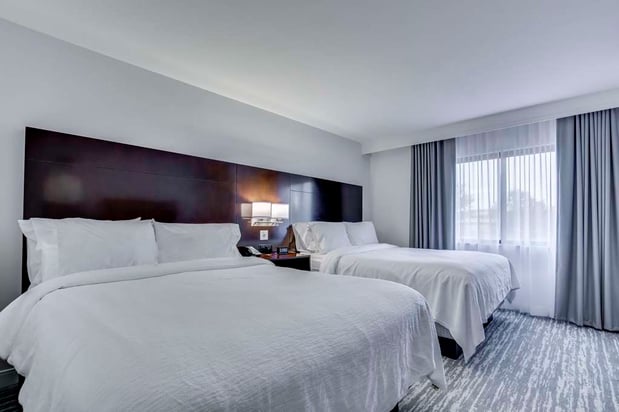Images Embassy Suites by Hilton Louisville East