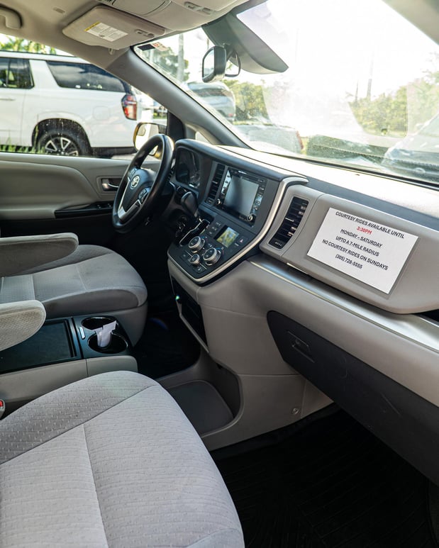 Images Kendall Toyota Auto Service