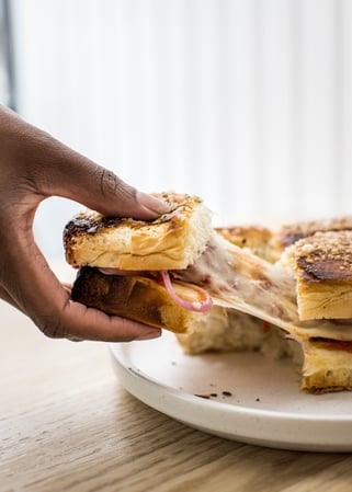 Images Stretch Pizza