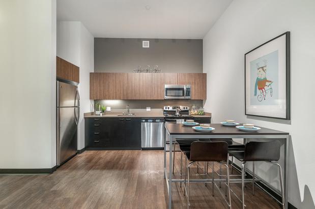 Images Arena District Apartments