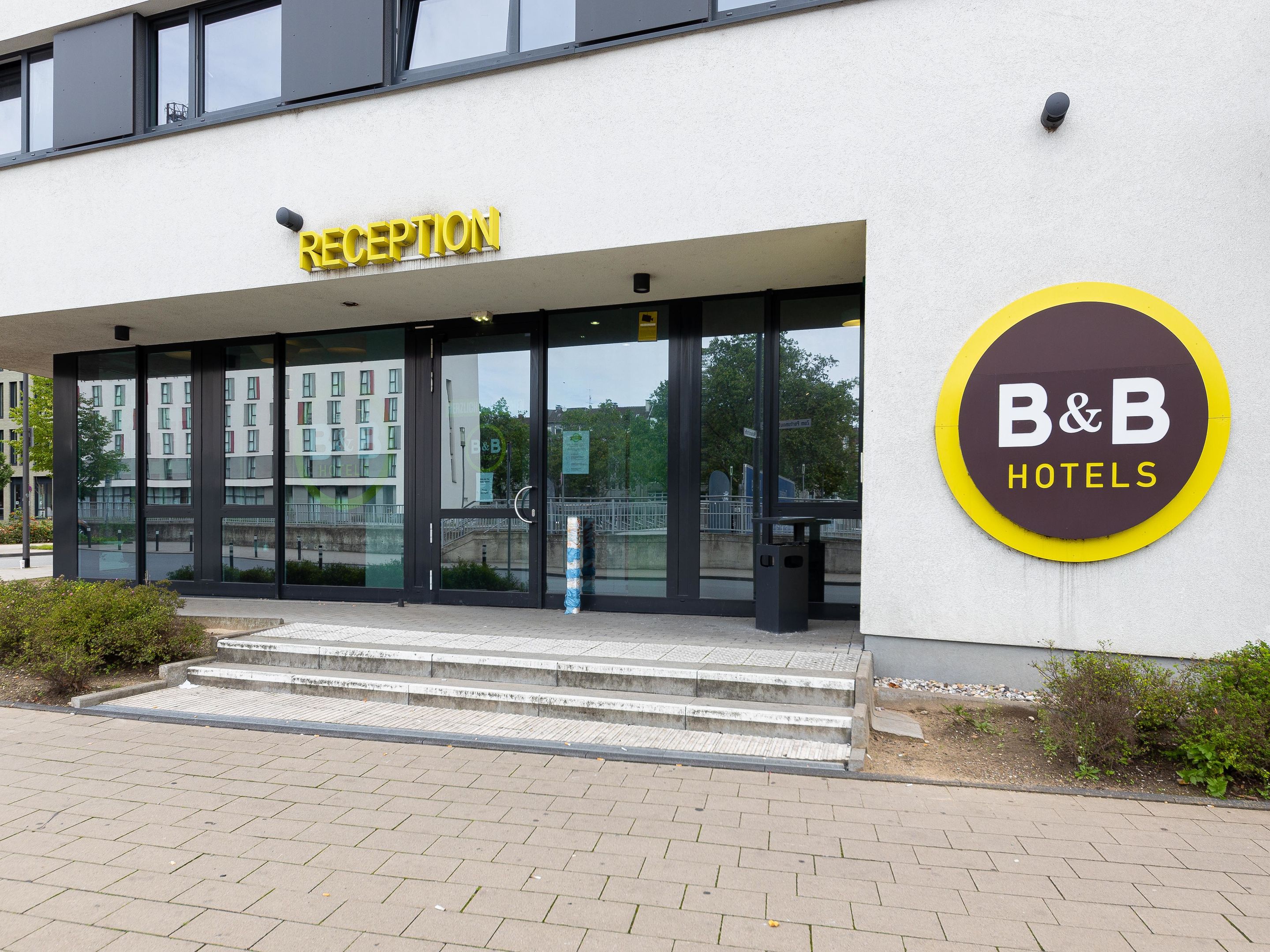 Kundenbild groß 3 B&B HOTEL Duisburg Hbf-Süd