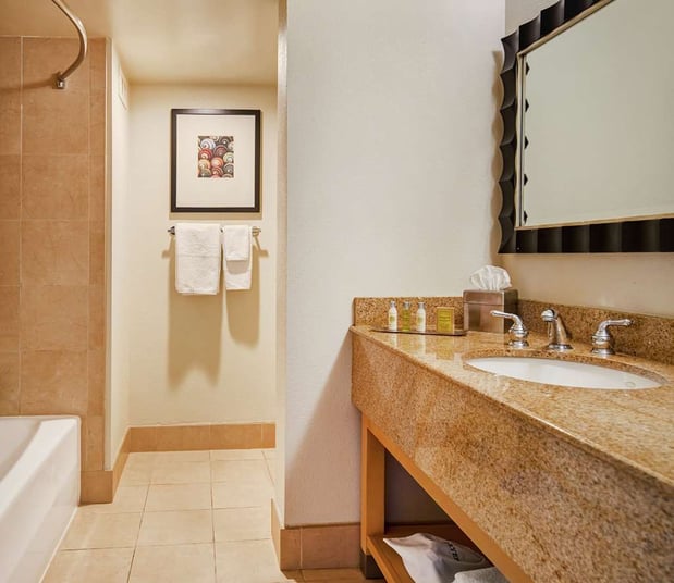 Images DoubleTree by Hilton Hotel Berkeley Marina