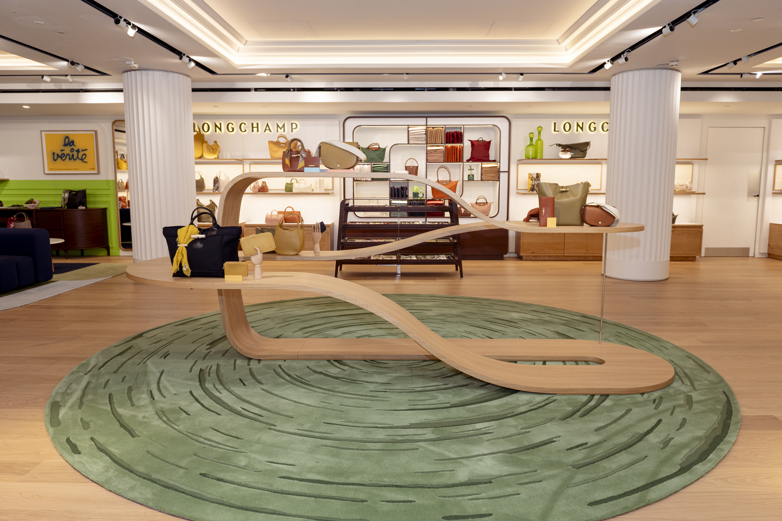 Interior view Small Leather Goods