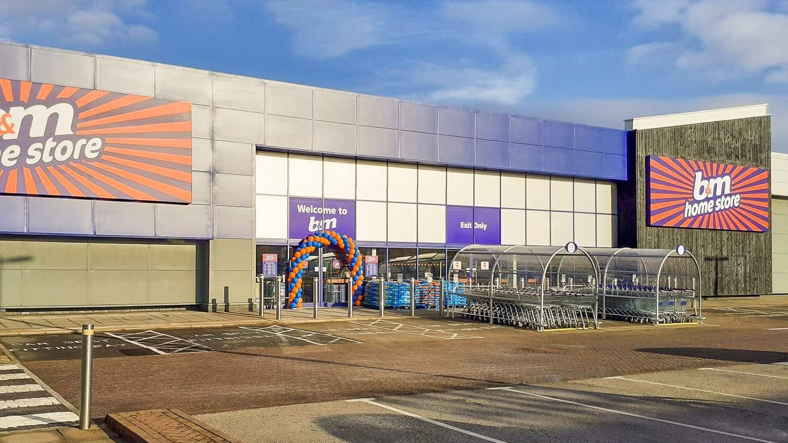 Images B&M Home Store with Garden Centre