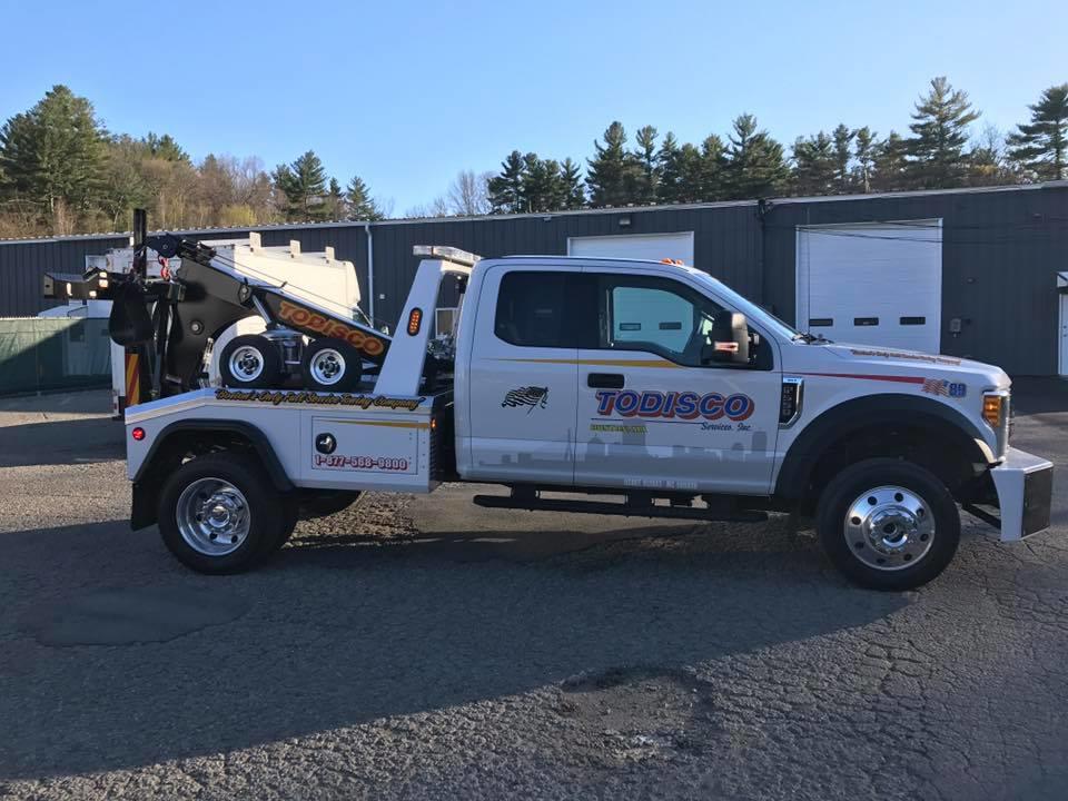 Todisco Towing | Boston, MA | 24hr Towing | Accident Recovery | Emergency Roadside Assistance | Equipment Transport | Heavy Duty Service | 617-567-0700