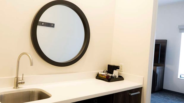 Images Hampton Inn and Suites Seal Beach