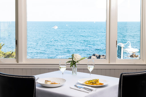 Ocean Restaurant Image